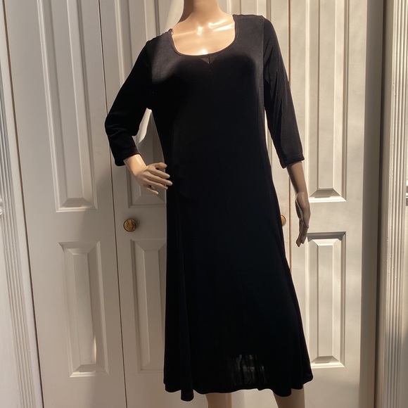 Kiara Womens Size L Black Slinky Dress. 3/4 sleeves. Lightweight and comfy. - Picture 2 of 11